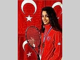 BESTE MÜRŞİTOĞLU   -  İŞİTME ENGELLİ TENİS  MİLLİ TAKIM OYUNCUMUZ